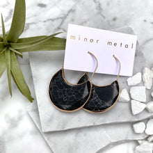 black agate hoop earrings