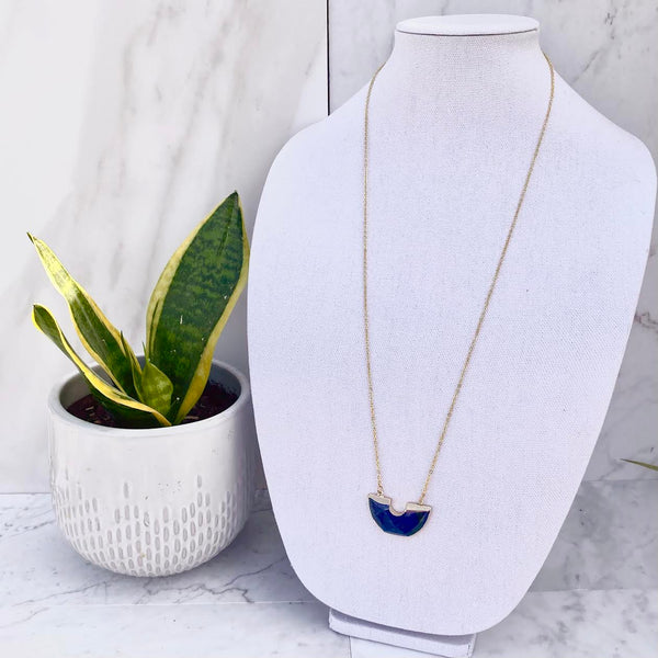 lapis lazuli pendant necklace