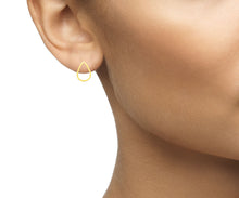 hollow tears stud earrings